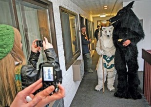 1337717644-news_feature-7